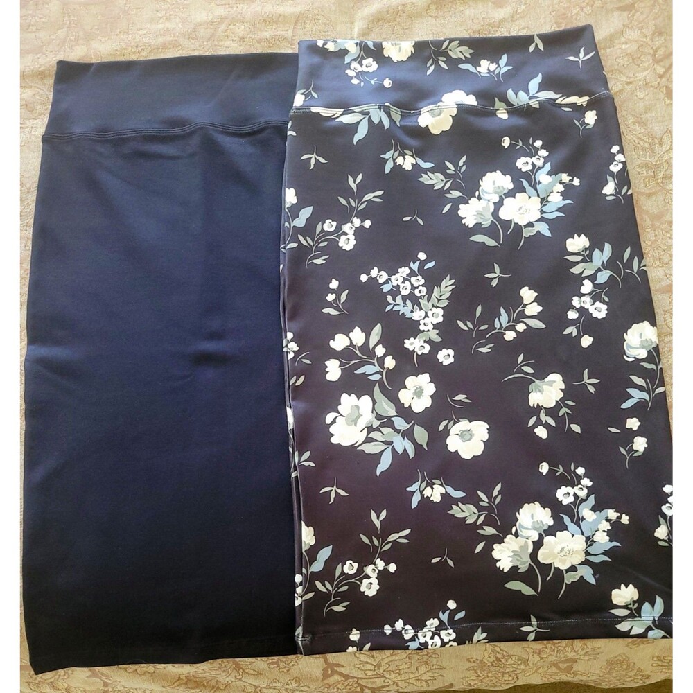 Soho Lady Los Angeles Skirts - 2 Piece Set | Black & Floral | New Without Tags |